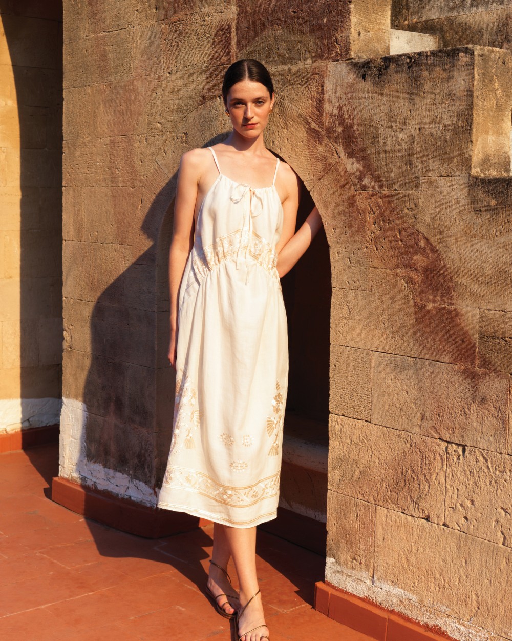 Elegant summer outfits from Almyra Concept Store